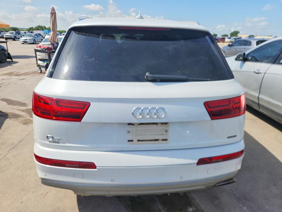 Продаж на аукціоні авто 2017 Audi Q7, vin: WA1AHAF75HD039057, номер лоту: 60704456
