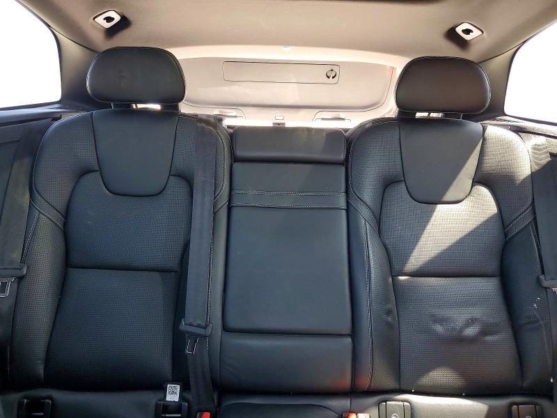 2018 Volvo Xc60 მანქანა იყიდება აუქციონზე, vin: YV4A22RL1J1017468, აუქციონის ნომერი: 60450646