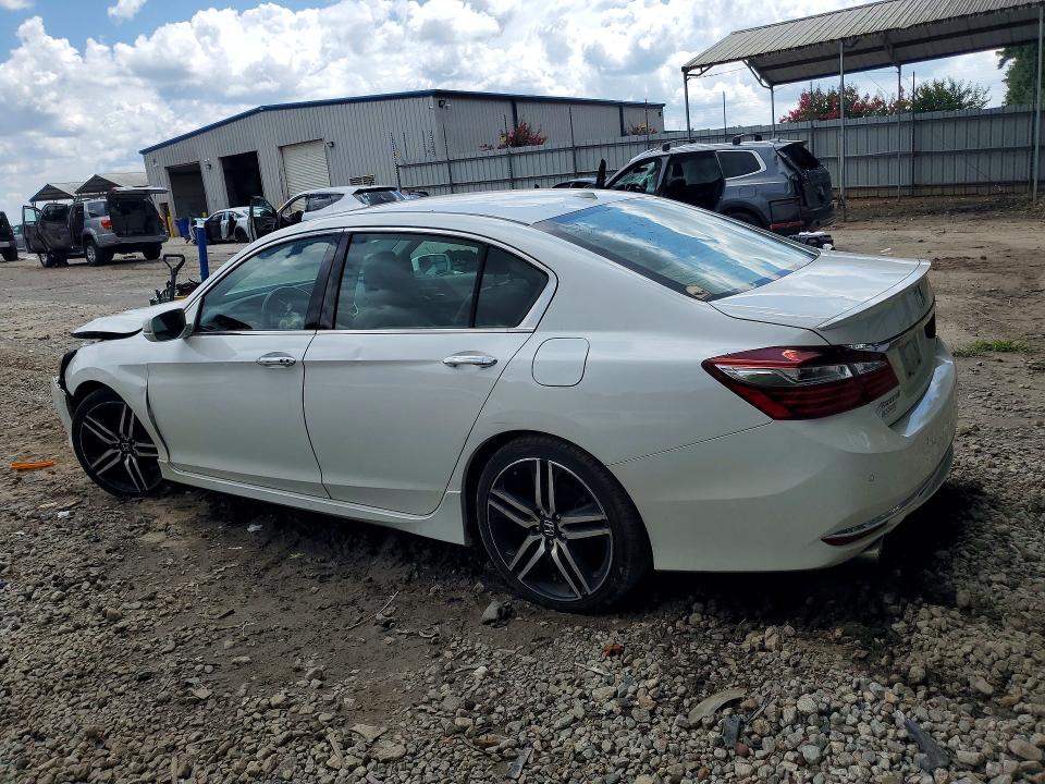 Продаж на аукціоні авто 2017 Honda Accord, vin: 1HGCR3F99HA001651, номер лоту: 60923016