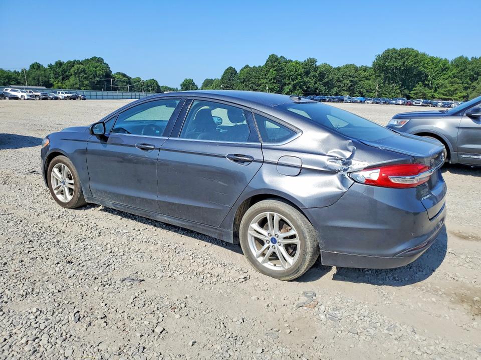 59607106 :رقم المزاد ، 3FA6P0HD4JR203817 vin ، 2018 Ford Fusion مزاد بيع
