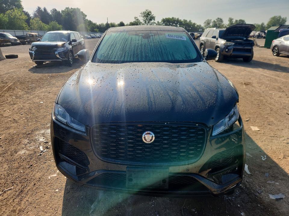 2022 Jaguar F-pace მანქანა იყიდება აუქციონზე, vin: SADCJ2EU5NA688973, აუქციონის ნომერი: 60670286