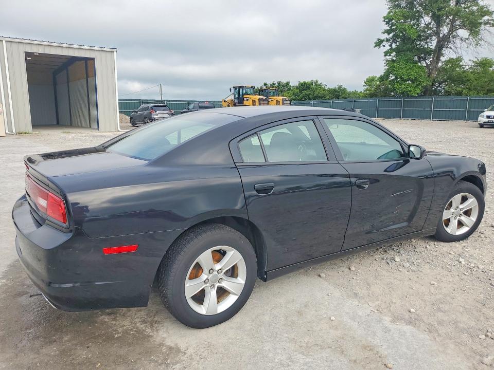 61758776 :رقم المزاد ، 2C3CDXBG6DH555416 vin ، 2013 Dodge Charger مزاد بيع