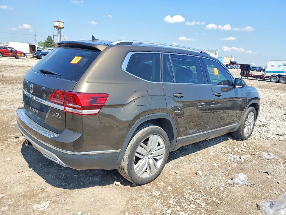 60068376 :رقم المزاد ، 1V2NR2CA3KC563362 vin ، 2019 Volkswagen Atlas مزاد بيع