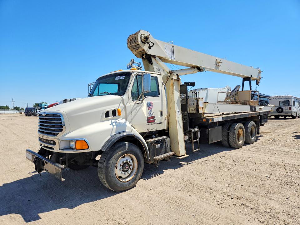 59903116 :رقم المزاد ، 2FZHAWAK81AJ95079 vin ، 2001 Sterling Truck Lt مزاد بيع