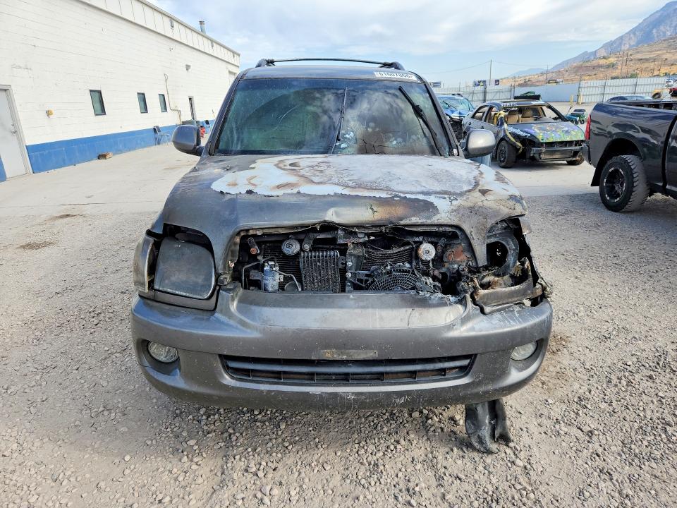 2005 Toyota Sequoia მანქანა იყიდება აუქციონზე, vin: 5TDBT44A85S236846, აუქციონის ნომერი: 61607866