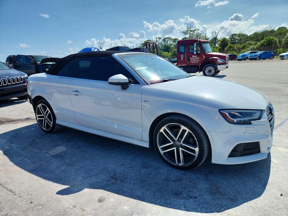 2017 Audi A3 მანქანა იყიდება აუქციონზე, vin: WAUY8LFF1H1078606, აუქციონის ნომერი: 62448756