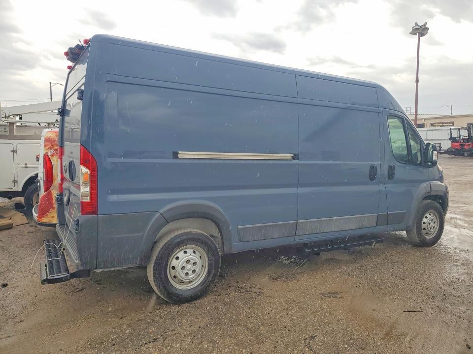 61761216 :رقم المزاد ، 3C6TRVDG9JE161258 vin ، 2018 Ram Promaster 2500 مزاد بيع