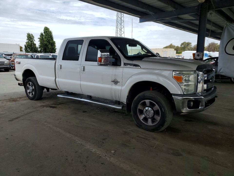 60112856 :رقم المزاد ، 1FT7W2BT8FEA01635 vin ، 2015 Ford F250 مزاد بيع
