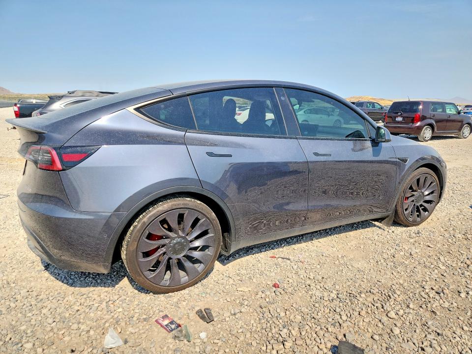 60862276 :رقم المزاد ، 5YJYGDEF7MF258834 vin ، 2021 Tesla Model Y مزاد بيع