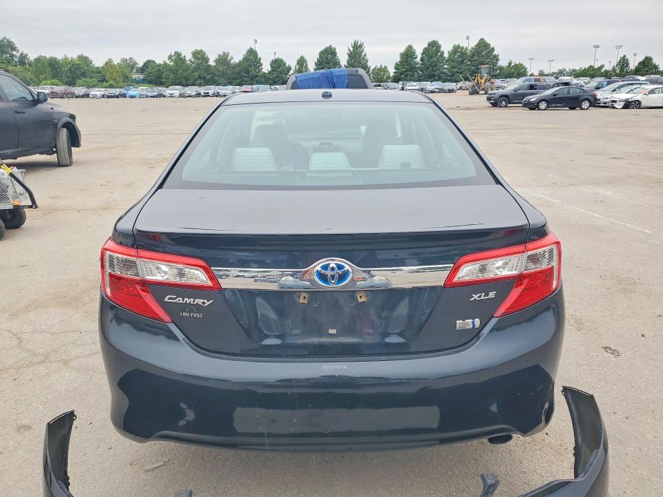 2012 Toyota Camry Hybrid მანქანა იყიდება აუქციონზე, vin: 4T1BD1FKXCU040686, აუქციონის ნომერი: 62124186