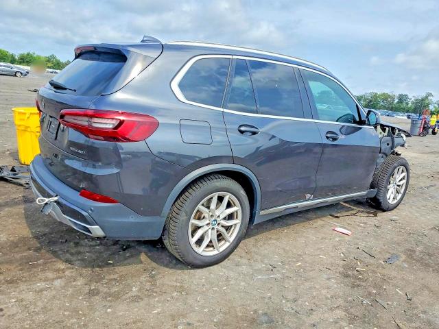 61950656 :رقم المزاد ، 5UXCR6C07N9K87243 vin ، 2022 Bmw X5 مزاد بيع
