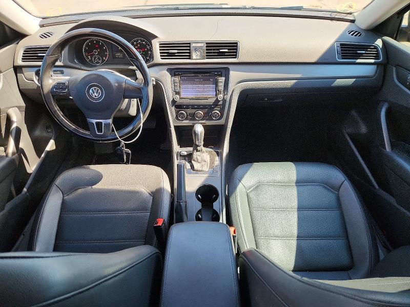 62631426 :رقم المزاد ، 1VWAS7A33FC121366 vin ، 2015 Volkswagen Passat مزاد بيع