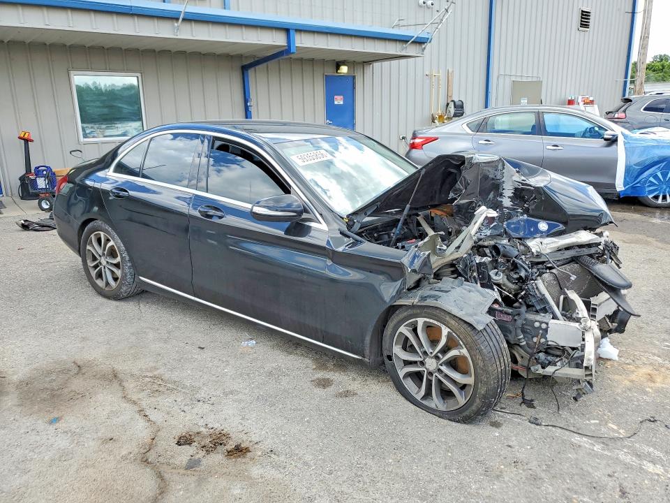 59355856 :رقم المزاد ، 55SWF4KB1FU020331 vin ، 2015 Mercedes-benz C مزاد بيع
