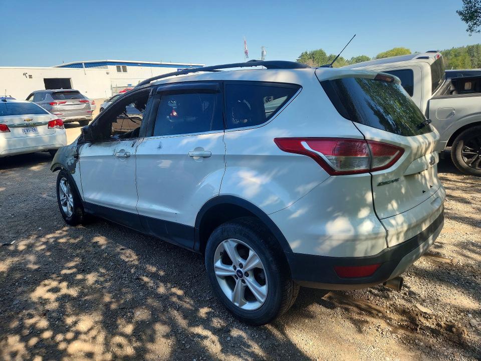 2013 Ford Escape მანქანა იყიდება აუქციონზე, vin: 1FMCU0GX2DUB10627, აუქციონის ნომერი: 57948716