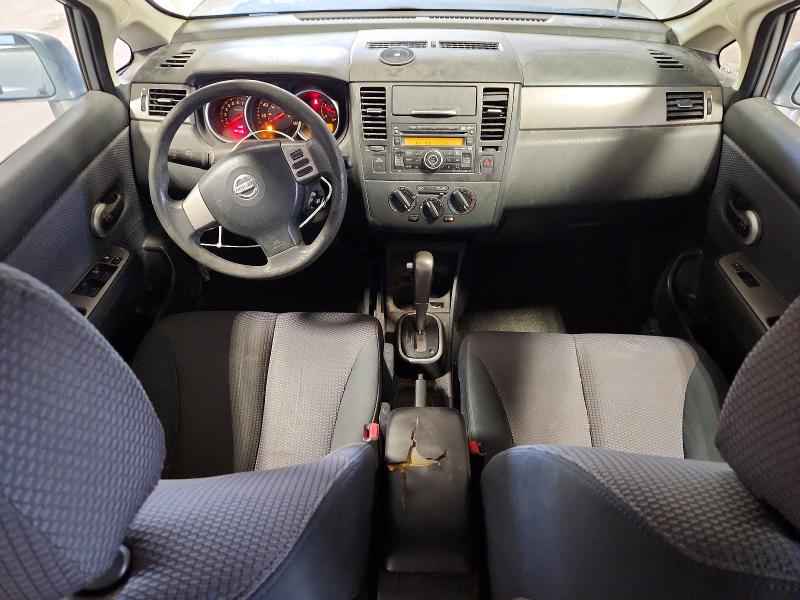 61247176 :رقم المزاد ، 3N1BC11EX8L365741 vin ، 2008 Nissan Versa مزاد بيع