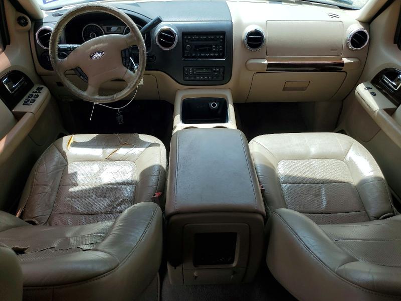61373156 :رقم المزاد ، 1FMPU19556LA81894 vin ، 2006 Ford Expedition مزاد بيع