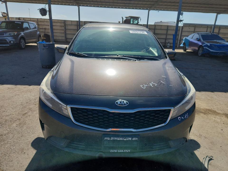 2018 Kia Forte მანქანა იყიდება აუქციონზე, vin: 3KPFL4A71JE180926, აუქციონის ნომერი: 59261736