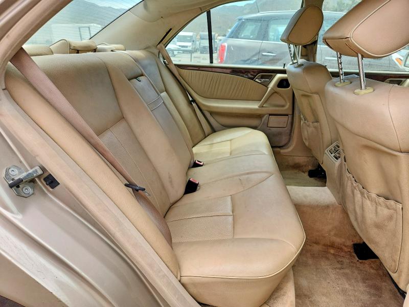 Продажа на аукционе авто 1999 Mercedes-benz E, vin: WDBJF65H3XA900947, номер лота: 61052276
