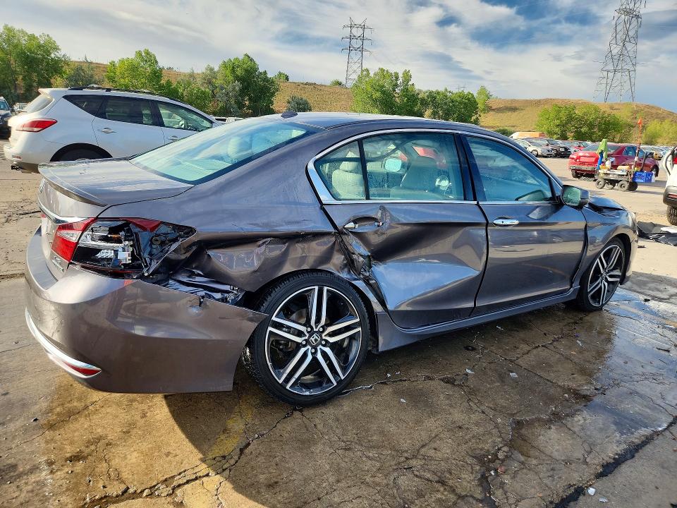 2016 Honda Accord მანქანა იყიდება აუქციონზე, vin: 1HGCR3F97GA029446, აუქციონის ნომერი: 59807956