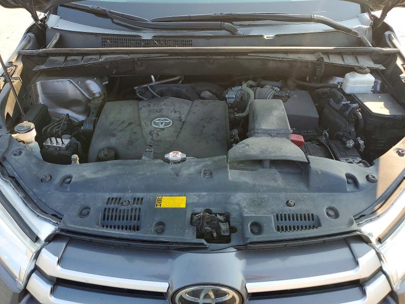 62932836 :رقم المزاد ، 5TDJZRFH9KS578819 vin ، 2019 Toyota Highlander مزاد بيع