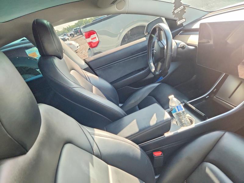 60607056 :رقم المزاد ، 5YJ3E1EA2KF397155 vin ، 2019 Tesla Model 3 مزاد بيع