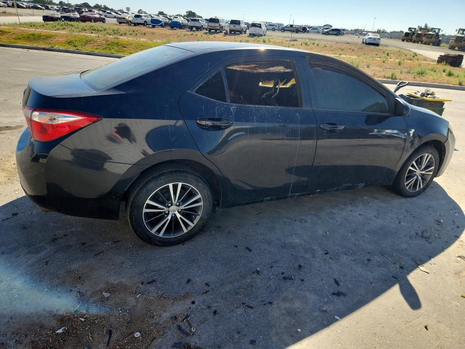 60509726 :رقم المزاد ، 5YFBURHE9GP442552 vin ، 2016 Toyota Corolla مزاد بيع