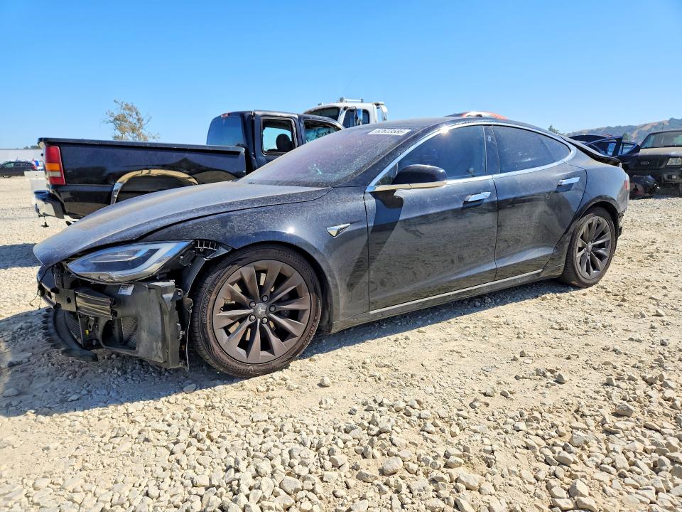 2017 Tesla Model S მანქანა იყიდება აუქციონზე, vin: 5YJSA1E16HF225971, აუქციონის ნომერი: 62623586