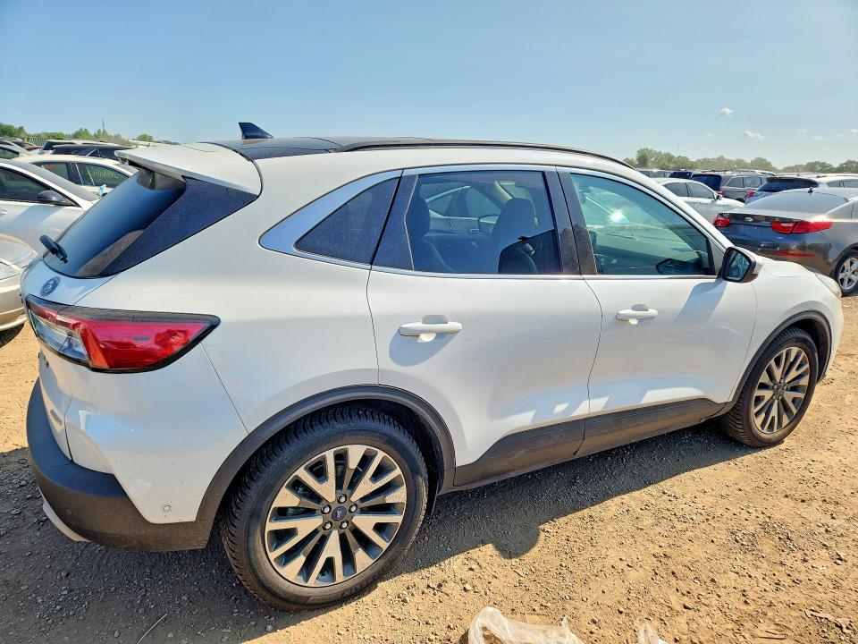 2020 Ford Escape მანქანა იყიდება აუქციონზე, vin: 1FMCU9DZXLUA70693, აუქციონის ნომერი: 60657226