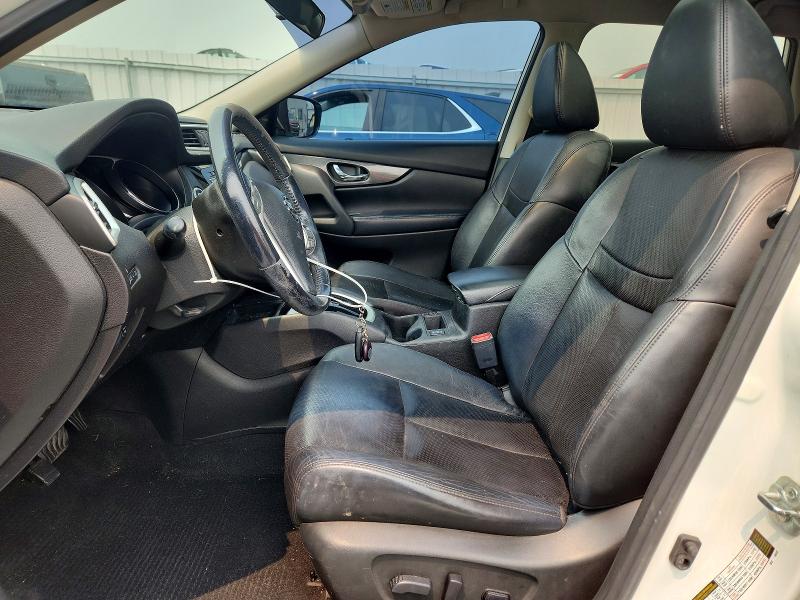 61382596 :رقم المزاد ، 5N1AT2MV7FC860638 vin ، 2015 Nissan Rogue مزاد بيع