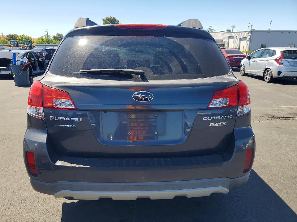 62505986 :رقم المزاد ، 4S4BRBGC8C3212492 vin ، 2012 Subaru Outback مزاد بيع
