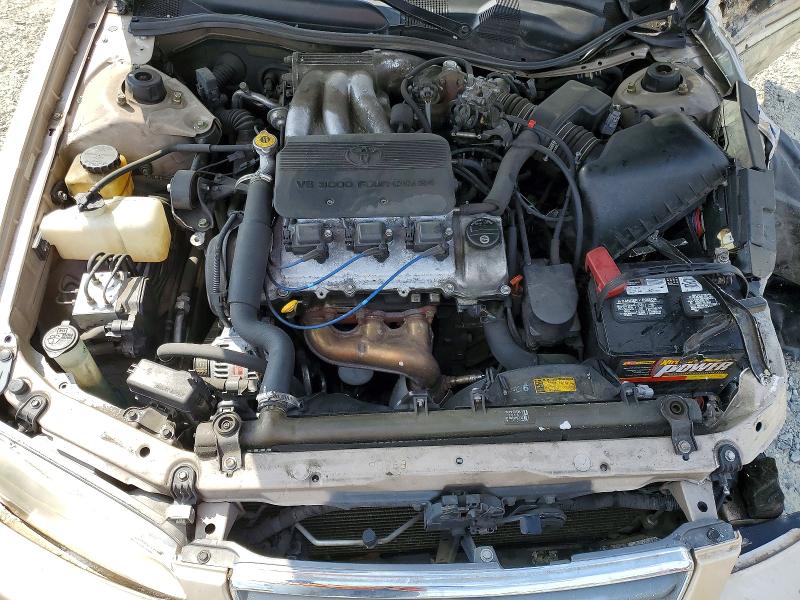 62147746 :رقم المزاد ، JT2BF28K710318071 vin ، 2001 Toyota Camry مزاد بيع