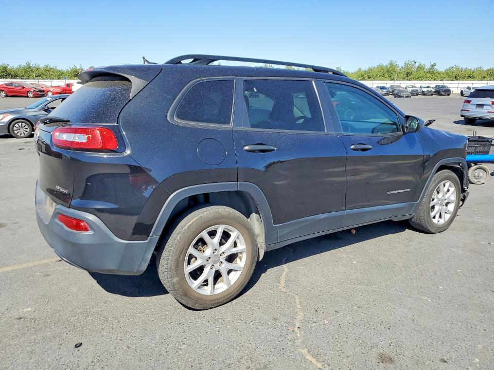 61084046 :رقم المزاد ، 1C4PJLAB1GW265059 vin ، 2016 Jeep Cherokee مزاد بيع