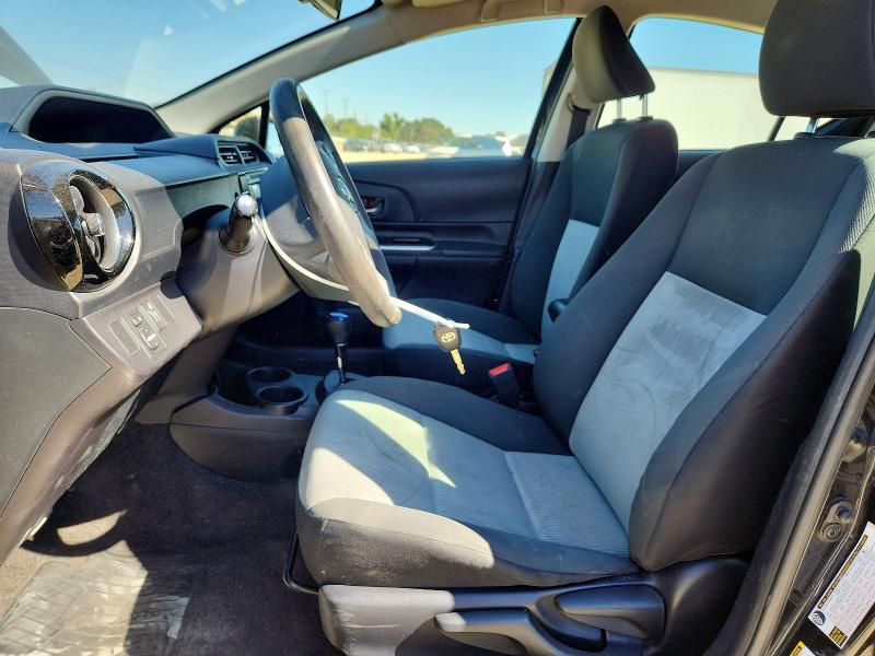 Продажа на аукционе авто 2015 Toyota Prius C, vin: JTDKDTB39F1585735, номер лота: 61895996