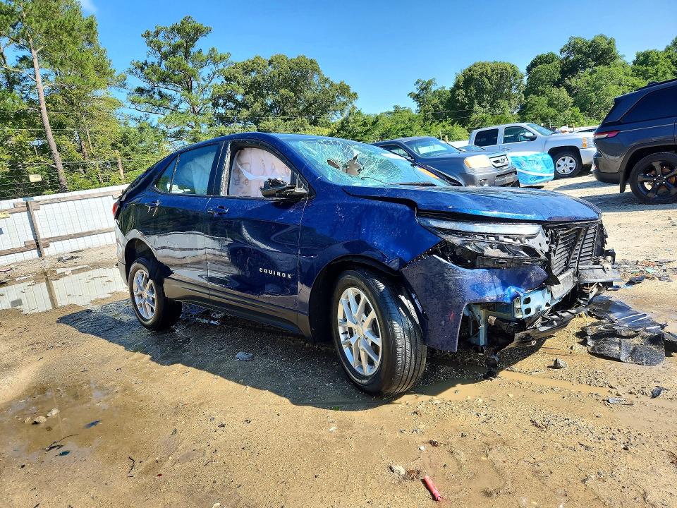 Продажа на аукционе авто 2022 Chevrolet Equinox, vin: 3GNAXHEV4NS154821, номер лота: 62304006