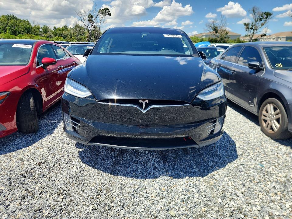 59969136 :رقم المزاد ، 5YJXCAE23LF296014 vin ، 2020 Tesla Model X مزاد بيع