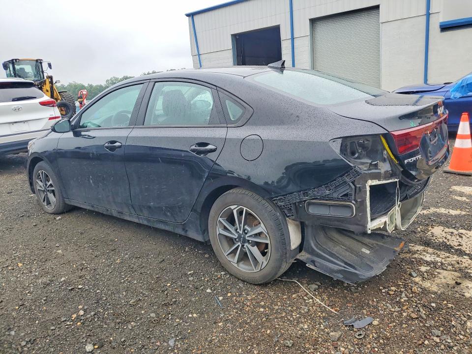 2023 Kia Forte მანქანა იყიდება აუქციონზე, vin: 3KPF24AD8PE614499, აუქციონის ნომერი: 59346086