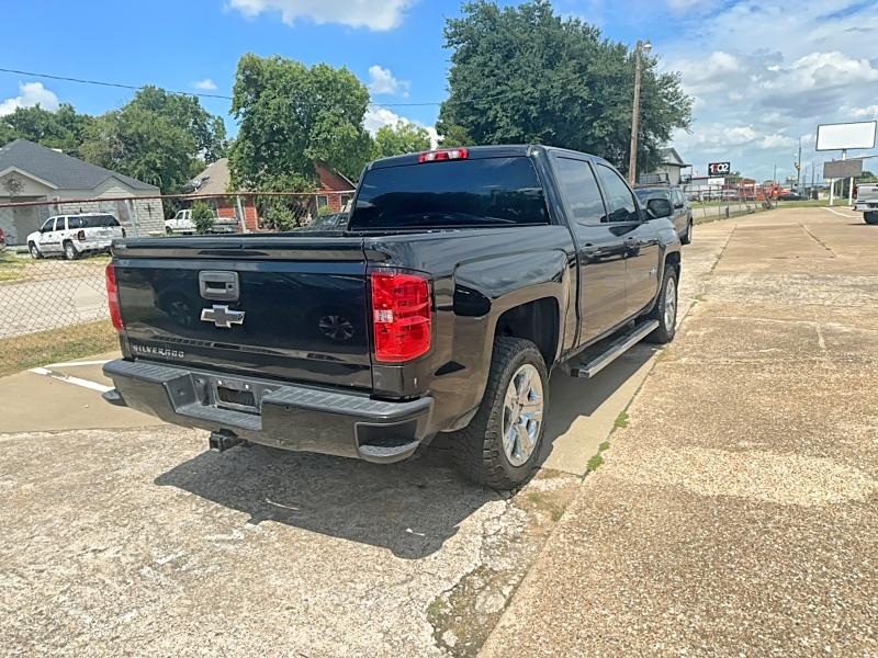 61066886 :رقم المزاد ، 3GCPCPEC0JG496674 vin ، 2018 Chevrolet Silverado مزاد بيع
