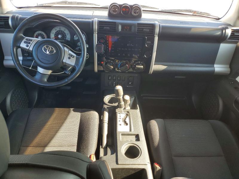 Продаж на аукціоні авто 2013 Toyota Fj Cruiser, vin: JTEBU4BF8DK158520, номер лоту: 95586705