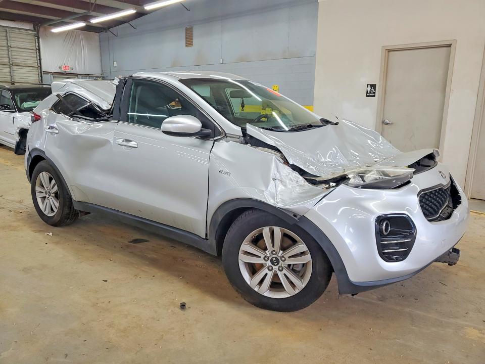 2018 Kia Sportage მანქანა იყიდება აუქციონზე, vin: KNDPMCAC6J7371198, აუქციონის ნომერი: 62007636