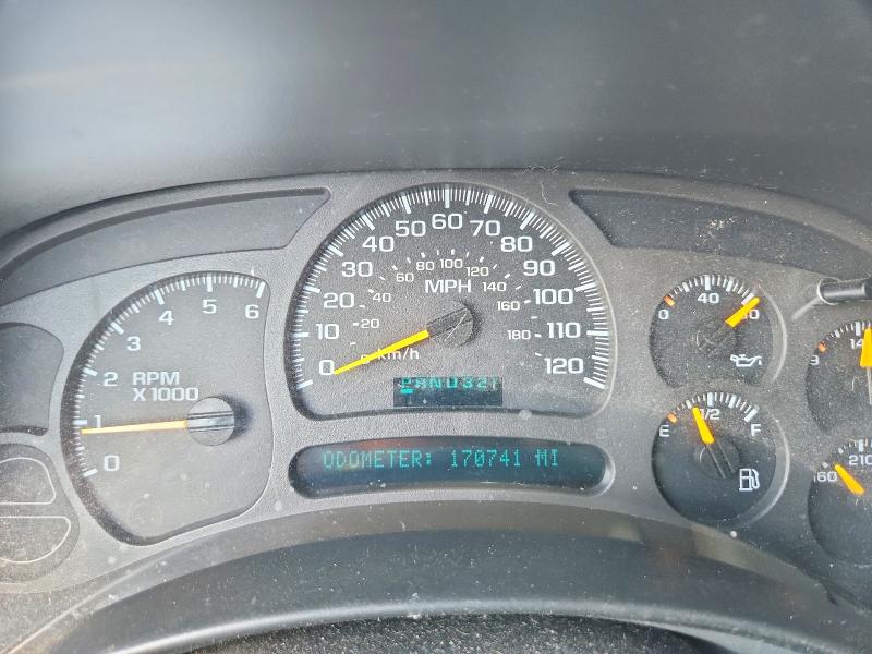 2004 Gmc Yukon მანქანა იყიდება აუქციონზე, vin: 1GKEK13Z14R224657, აუქციონის ნომერი: 61737846