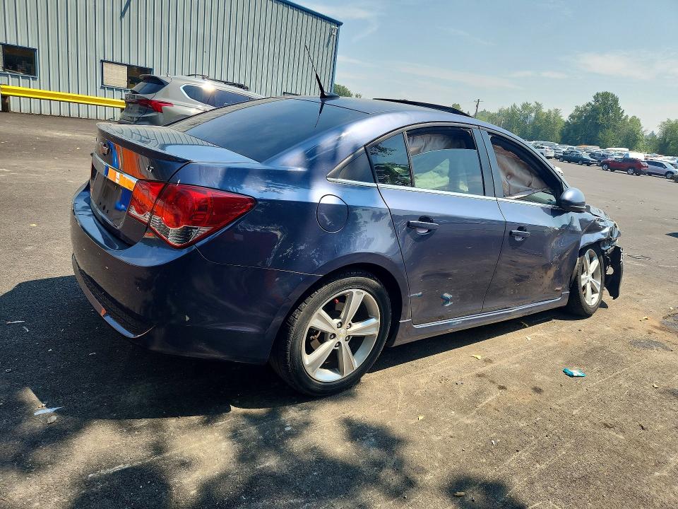 62006726 :رقم المزاد ، 1G1PE5SB3D7110123 vin ، 2013 Chevrolet Cruze مزاد بيع