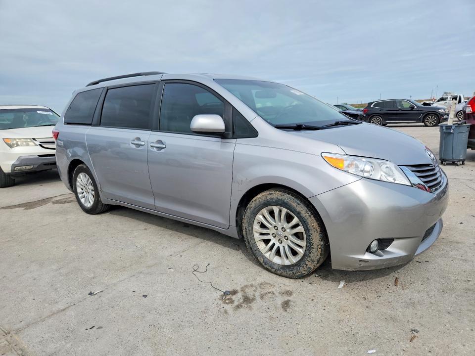 Продаж на аукціоні авто 2017 Toyota Sienna, vin: 5TDYZ3DC0HS822031, номер лоту: 61188106