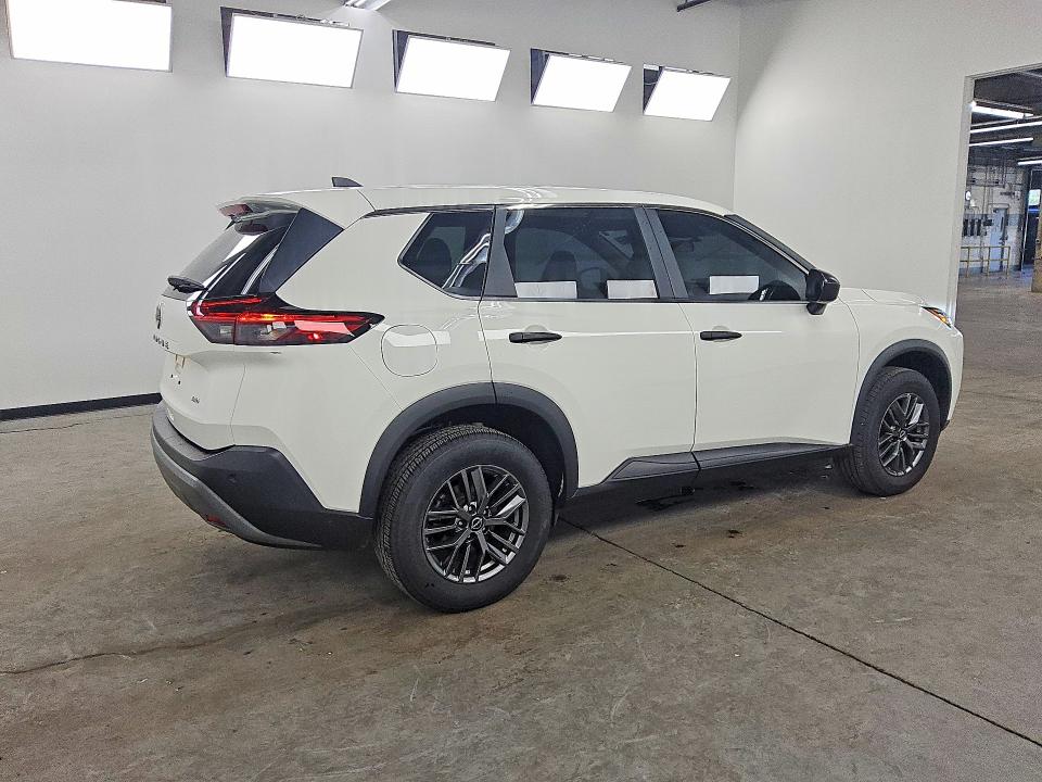 Продажа на аукционе авто 2023 Nissan Rogue, vin: 5N1BT3AB1PC775543, номер лота: 59717566