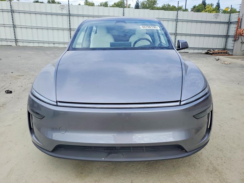 60700156 :رقم المزاد ، 7SAYGDEE8TF343108 vin ، 2026 Tesla Model Y مزاد بيع