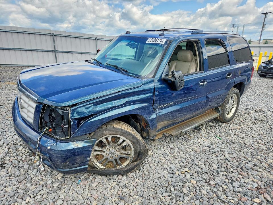 2005 Cadillac Escalade მანქანა იყიდება აუქციონზე, vin: 1GYEK63N05R117326, აუქციონის ნომერი: 62026176