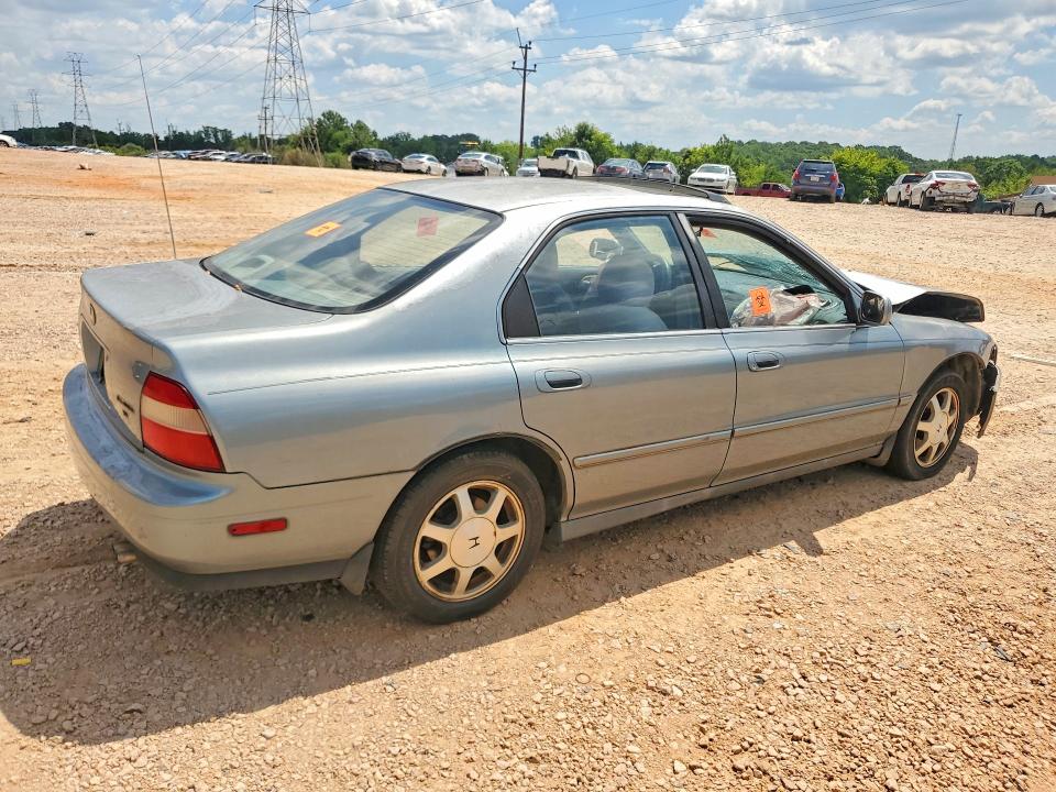 1994 Honda Accord მანქანა იყიდება აუქციონზე, vin: 1HGCD5650RA154413, აუქციონის ნომერი: 60479016