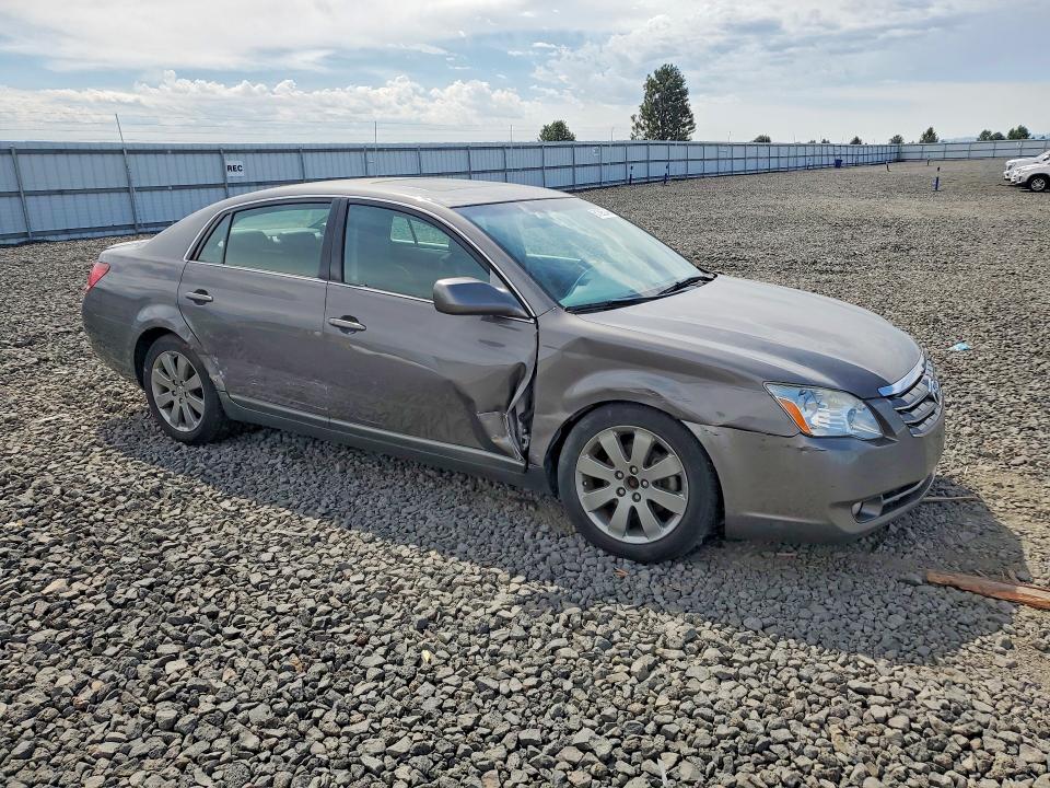 61595246 :رقم المزاد ، 4T1BK36B47U182863 vin ، 2007 Toyota Avalon مزاد بيع