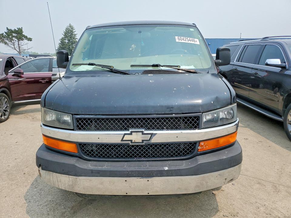 60425446 :رقم المزاد ، 1GCWGAFG6H1121850 vin ، 2017 Chevrolet Express G2500 مزاد بيع