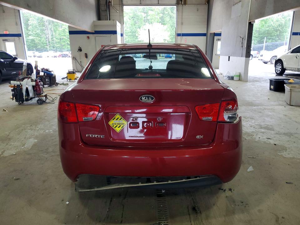 2012 Kia Forte მანქანა იყიდება აუქციონზე, vin: KNAFU4A2XC5531426, აუქციონის ნომერი: 60213626