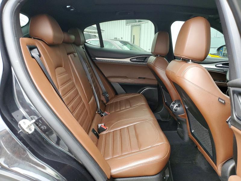 2018 Alfa Romeo Stelvio მანქანა იყიდება აუქციონზე, vin: ZASFAKNN9J7C26805, აუქციონის ნომერი: 61533566